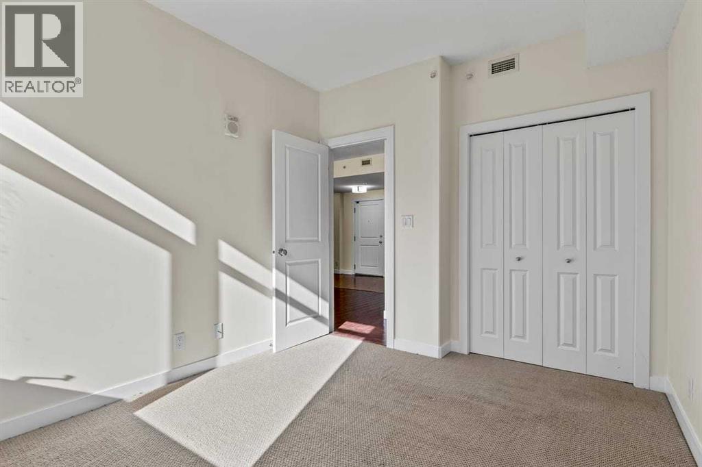 310, 16 Varsity Estates Circle NW, Calgary, Alberta