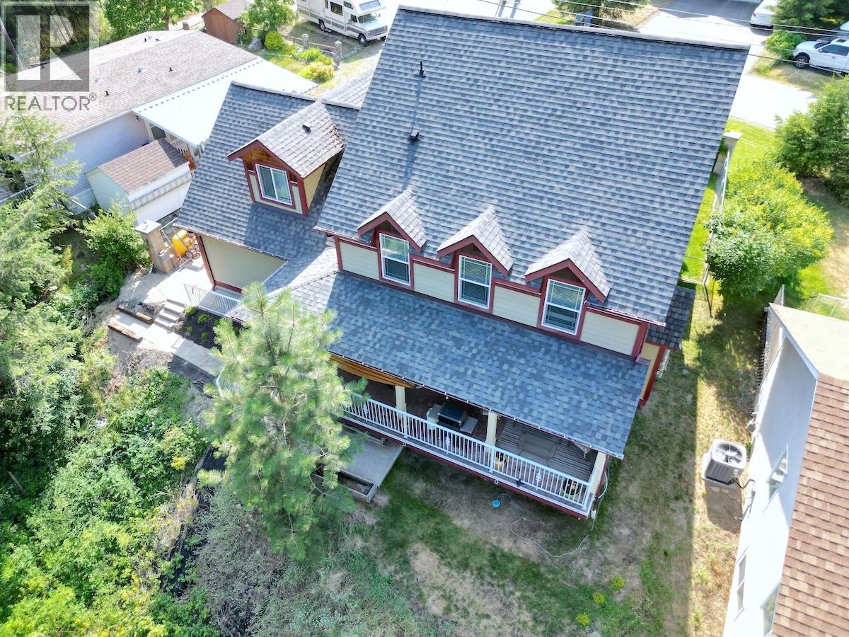 94 Chase Road, Christina Lake