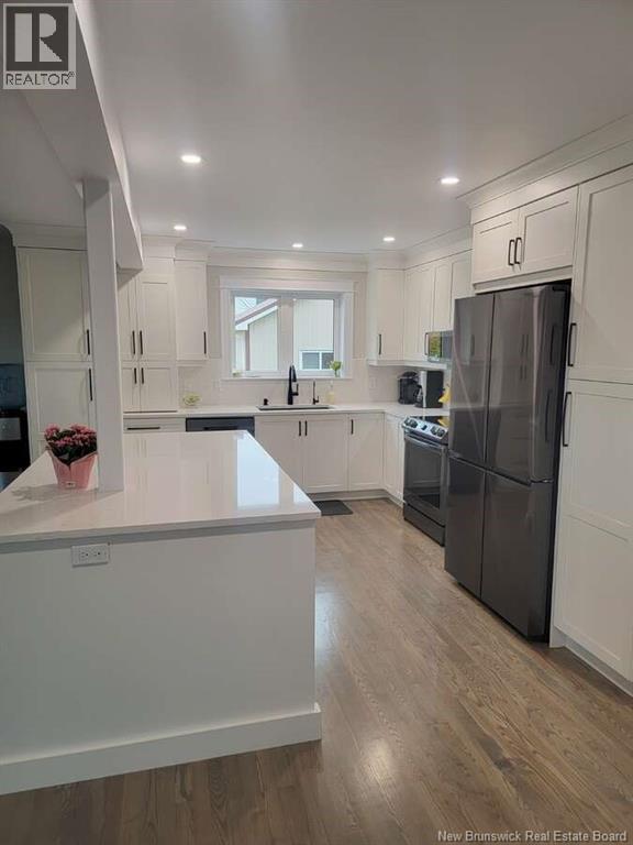 1135 MERCURY STREET - 10