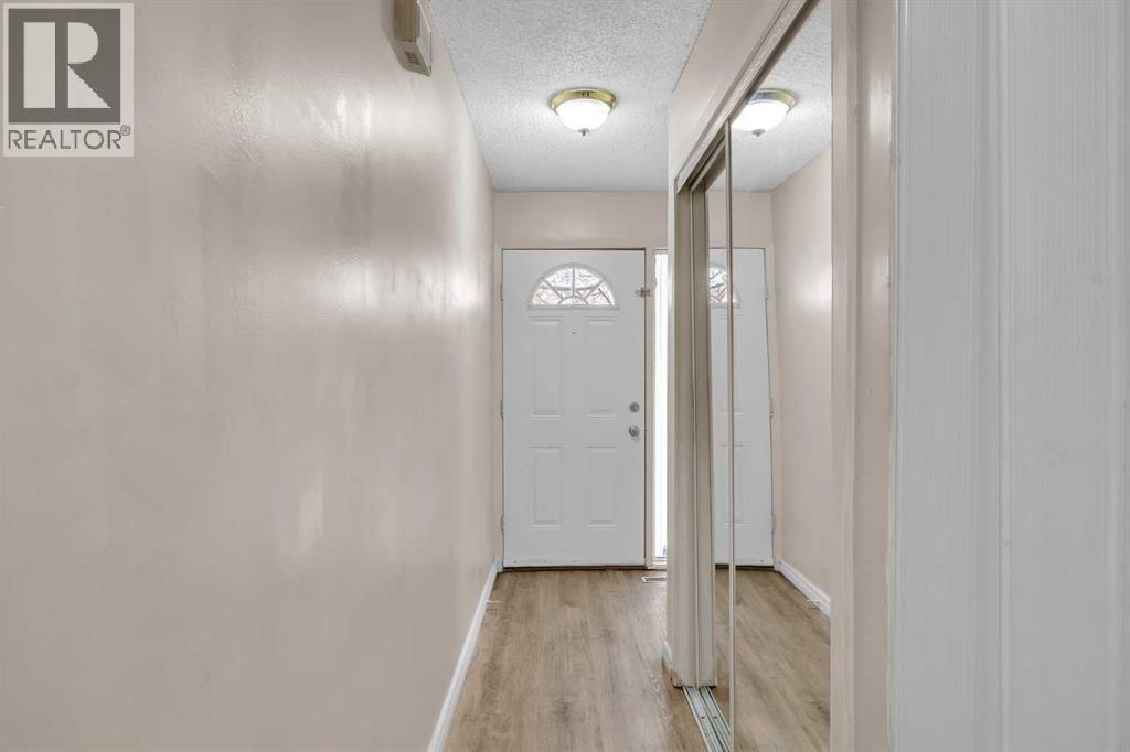 Single Family House for Sale in    Street NE Rundle Calgary 