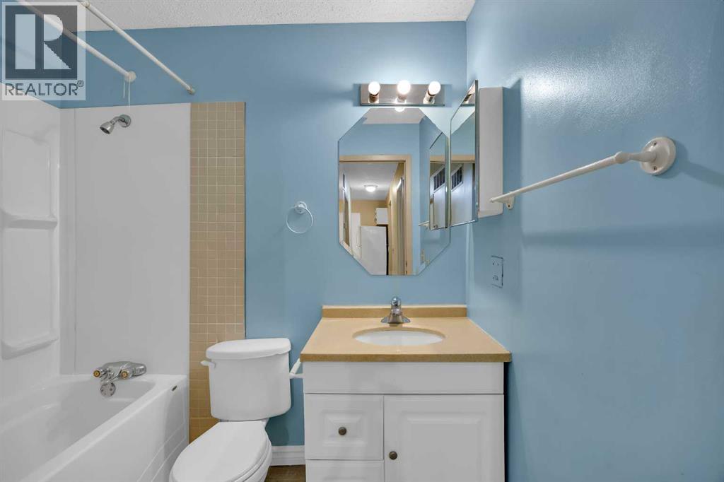 Single Family House for Sale in    Street NE Rundle Calgary 