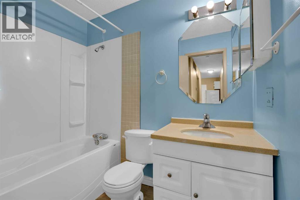 Single Family House for Sale in    Street NE Rundle Calgary 