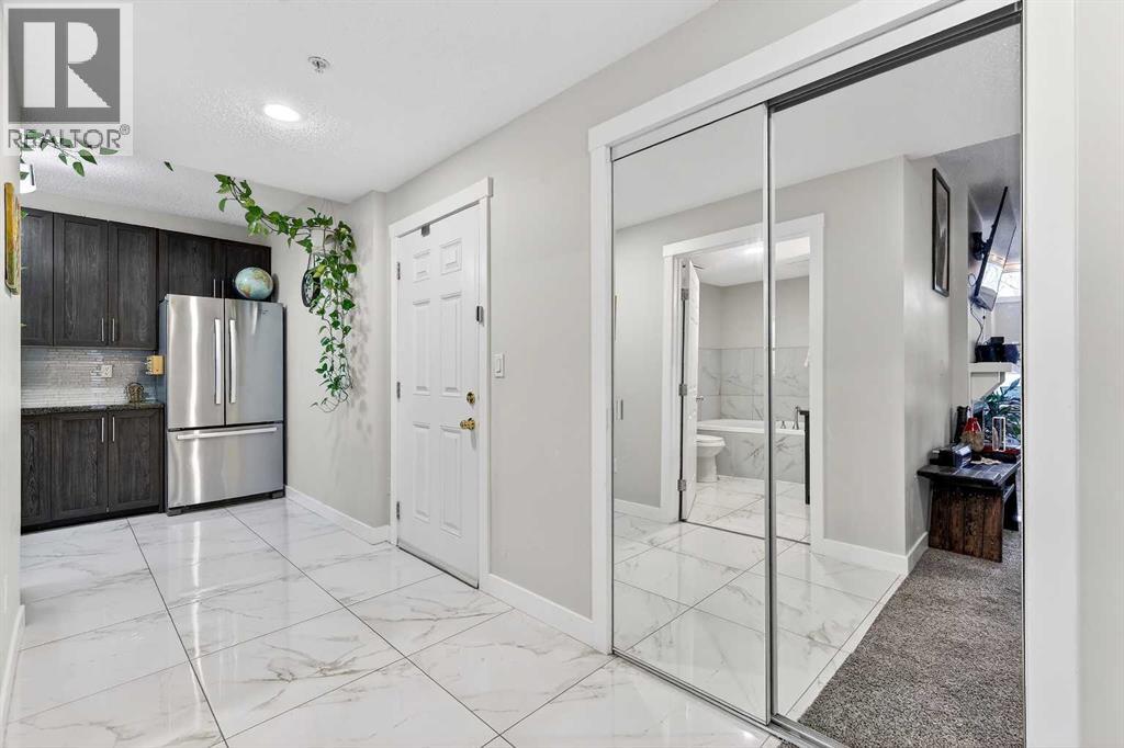 301, 2316 17B Street SW, Calgary, Alberta