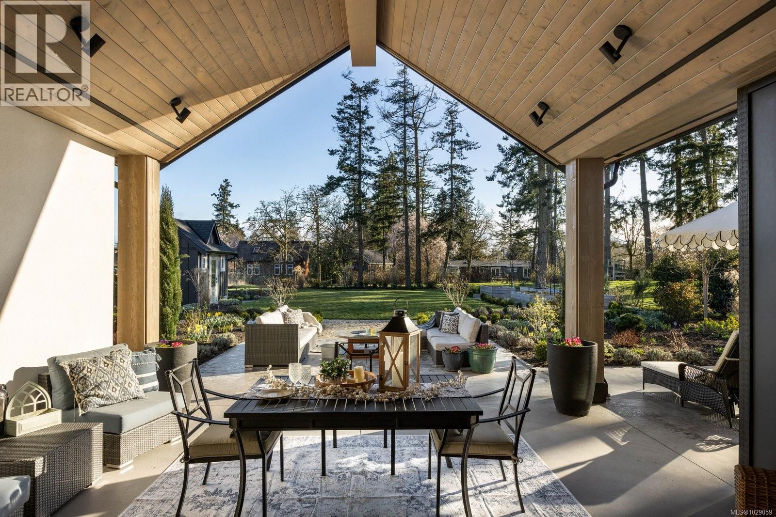  839 Clayton Road, North Saanich