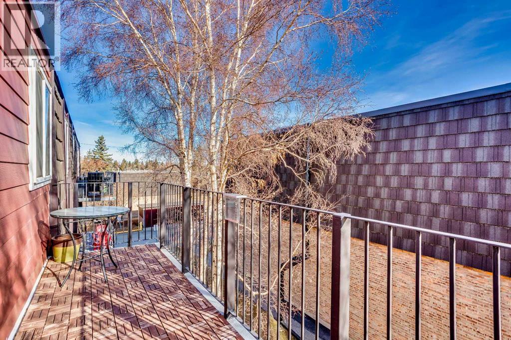 Single Family House for Sale in C  Galbraith Drive SW Glamorgan Calgary 