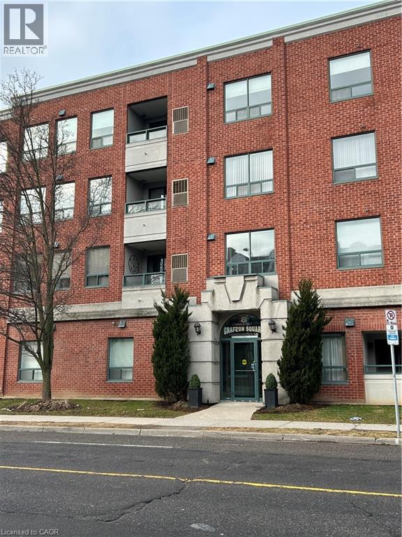 8 MAIN Street Unit# 302