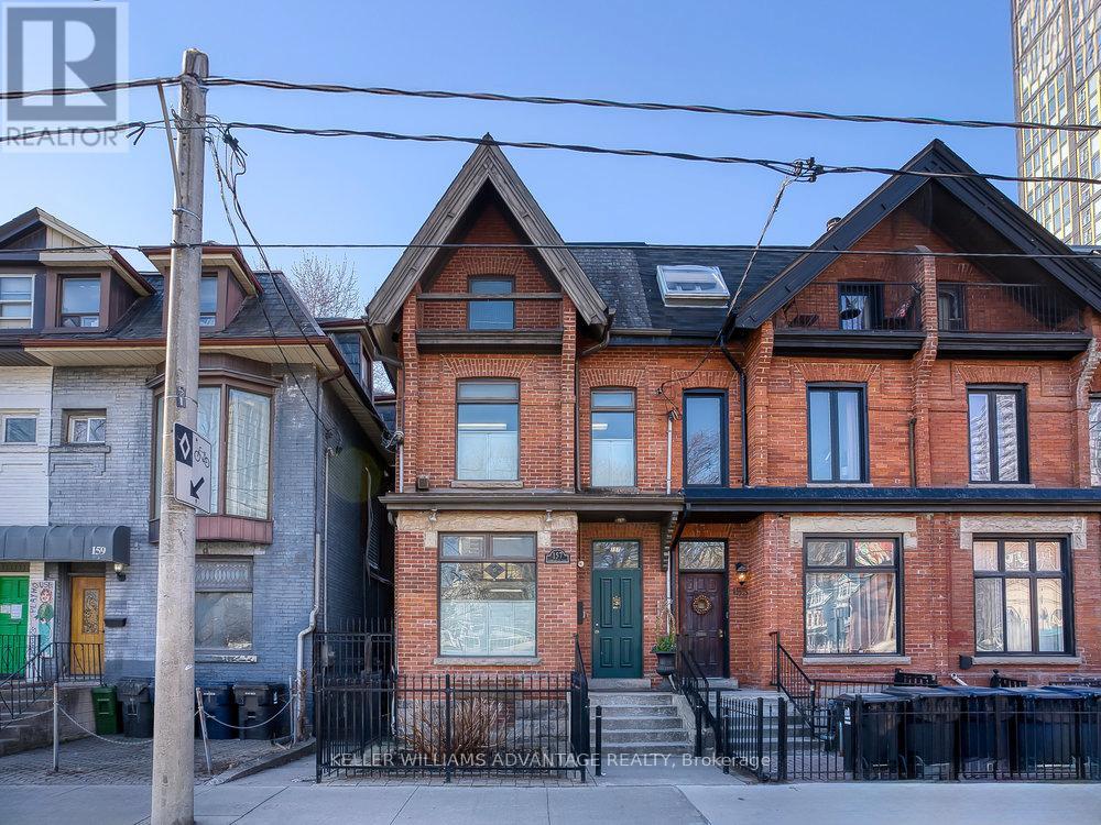 Listing photo of 157 GERRARD STREET E