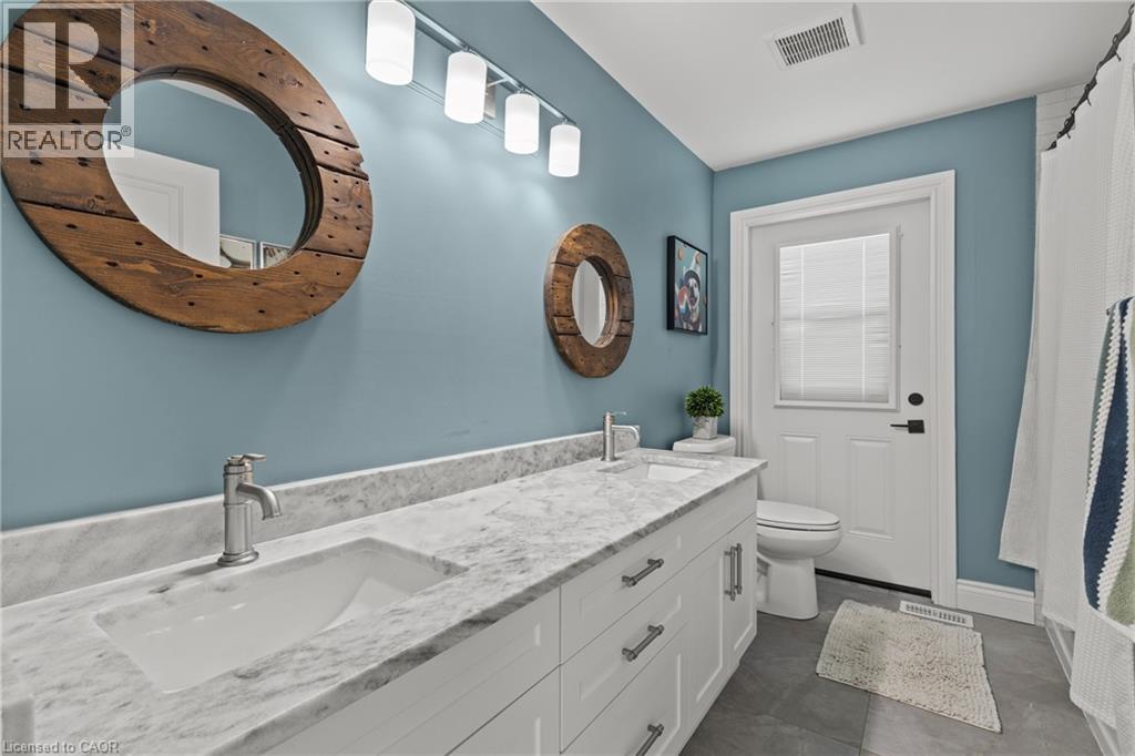 214 BINBROOK ROAD - 16