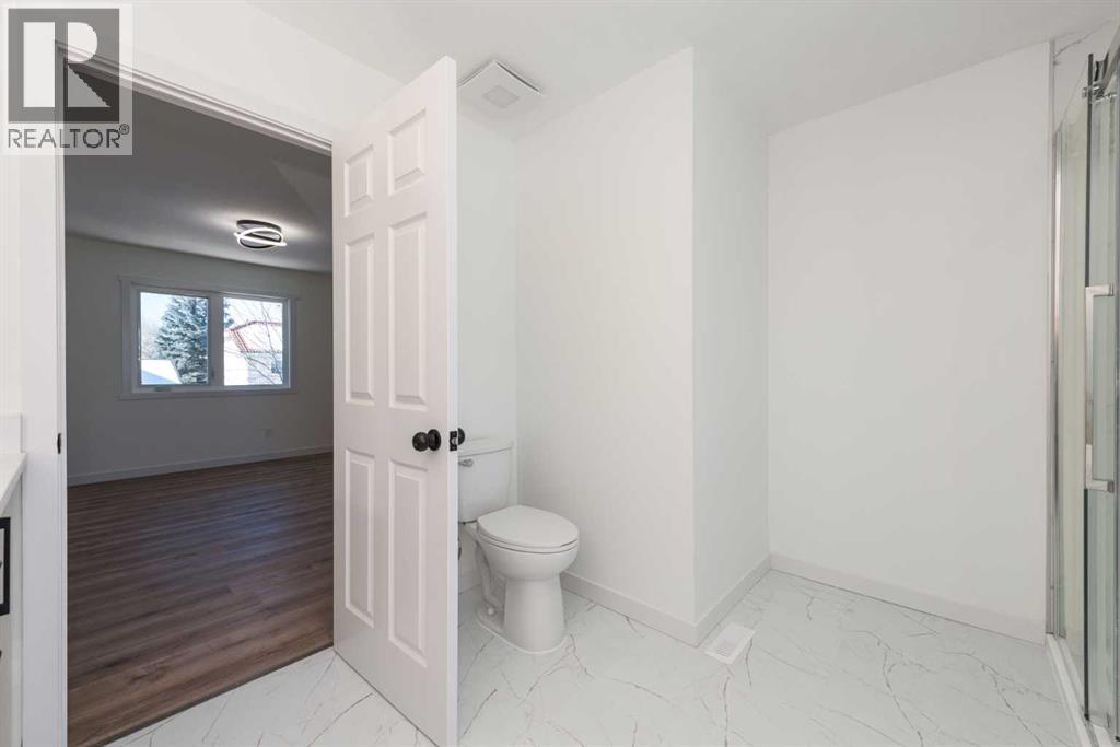 Single Family House for Sale in  Hamptons Mews NW Hamptons Calgary 