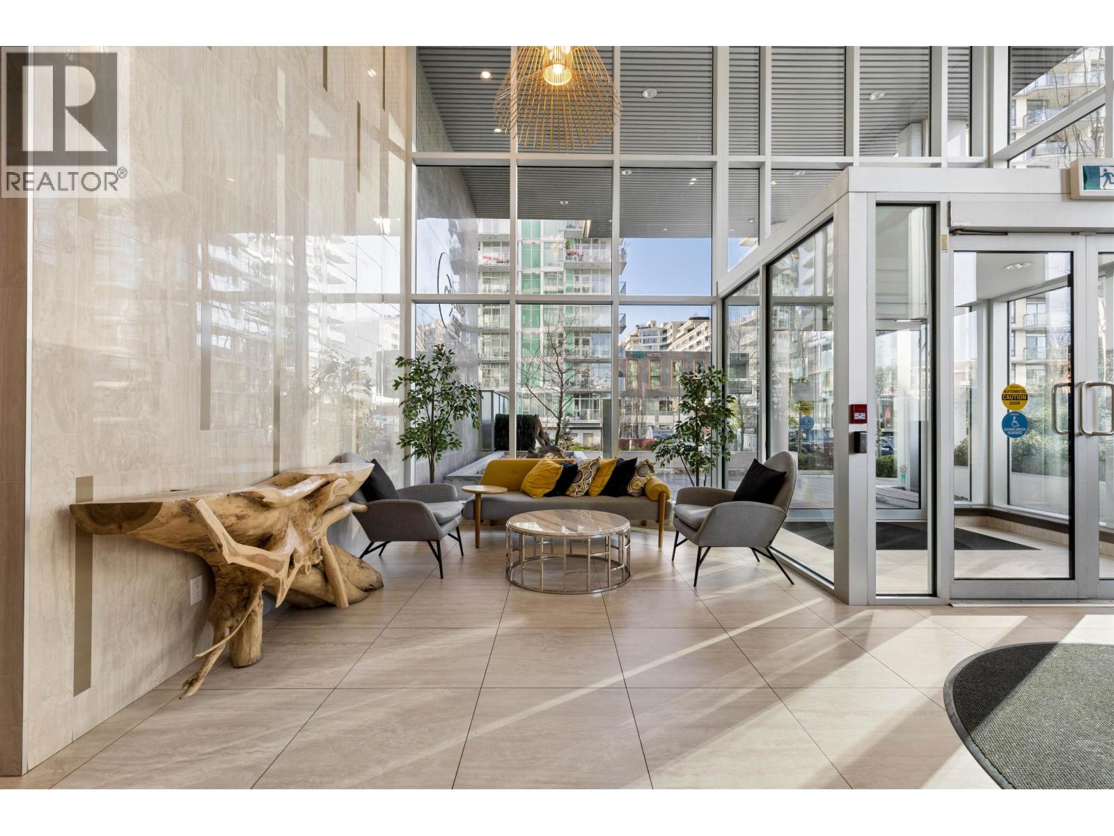 409 185 VICTORY SHIP WAY, North Vancouver