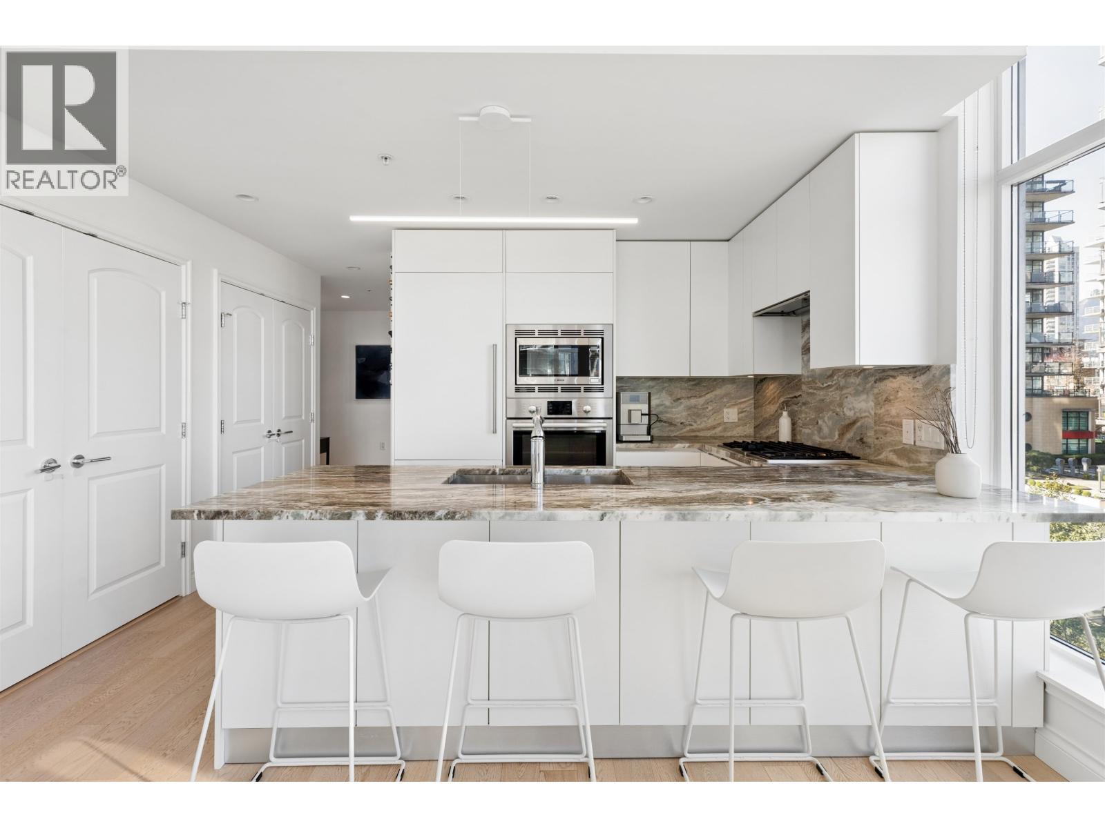 409 185 VICTORY SHIP Way - photo 2