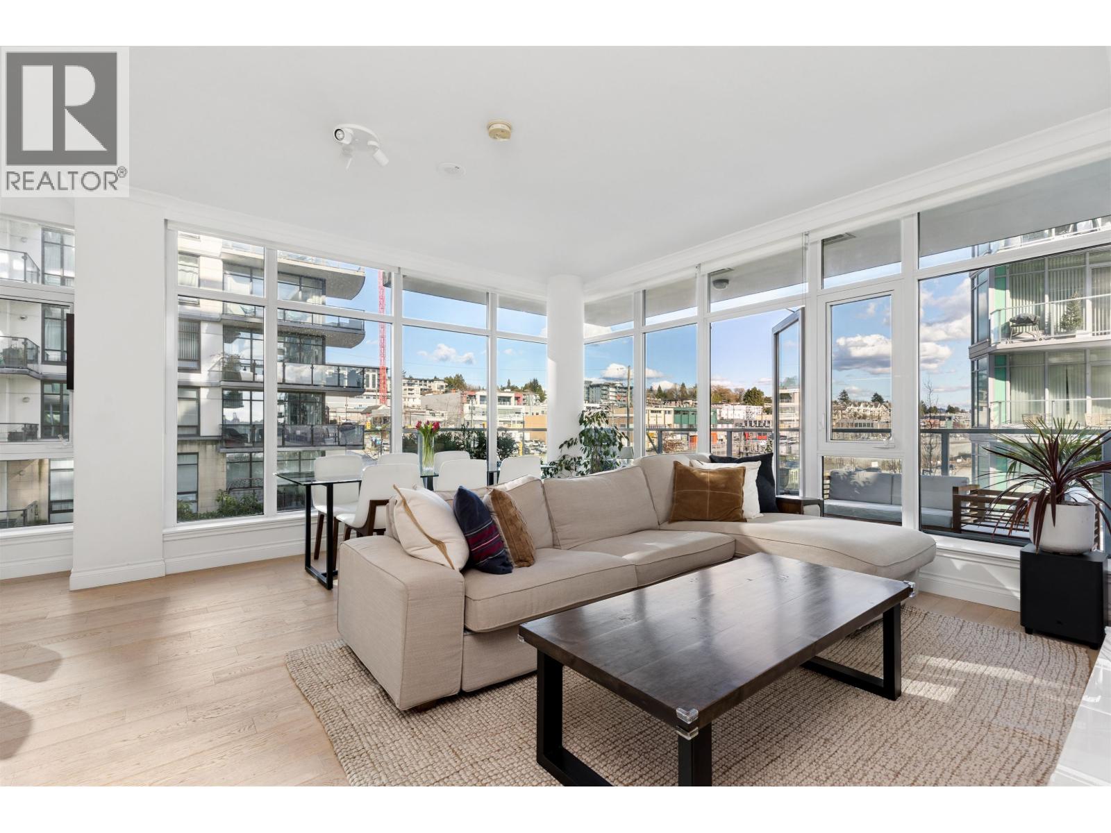 409 185 VICTORY SHIP WAY, North Vancouver