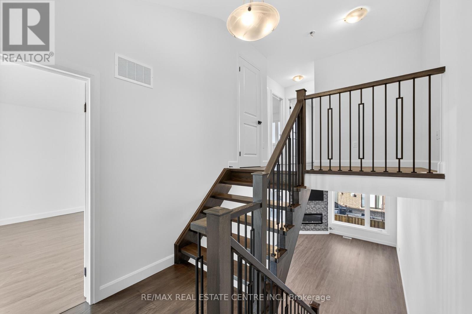 Single Family House for Sale in  BENSLEY LANE Hamilton (Mountview) 