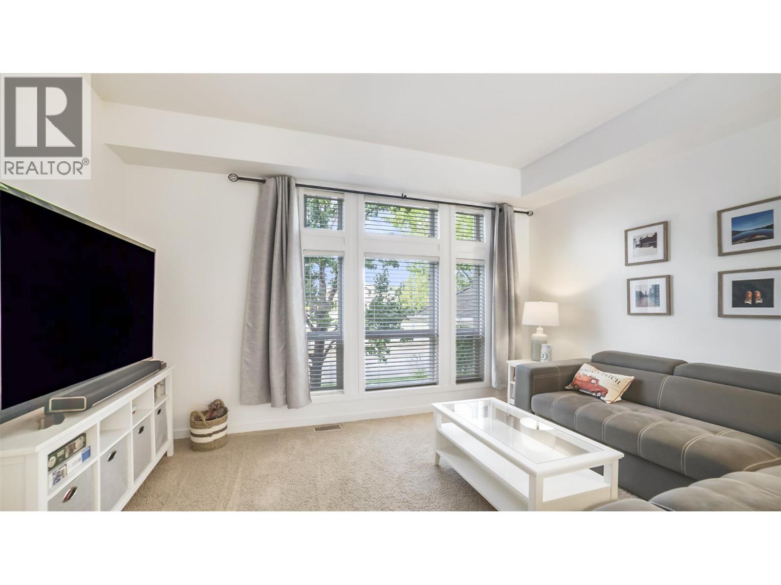 5485 South Perimeter Way, Kelowna