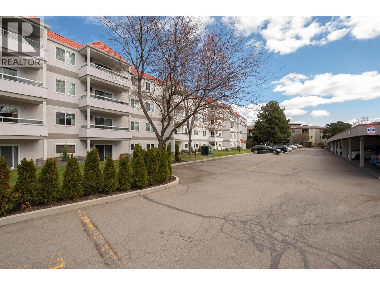 3155 De Montreuil Court Unit# 212, Kelowna