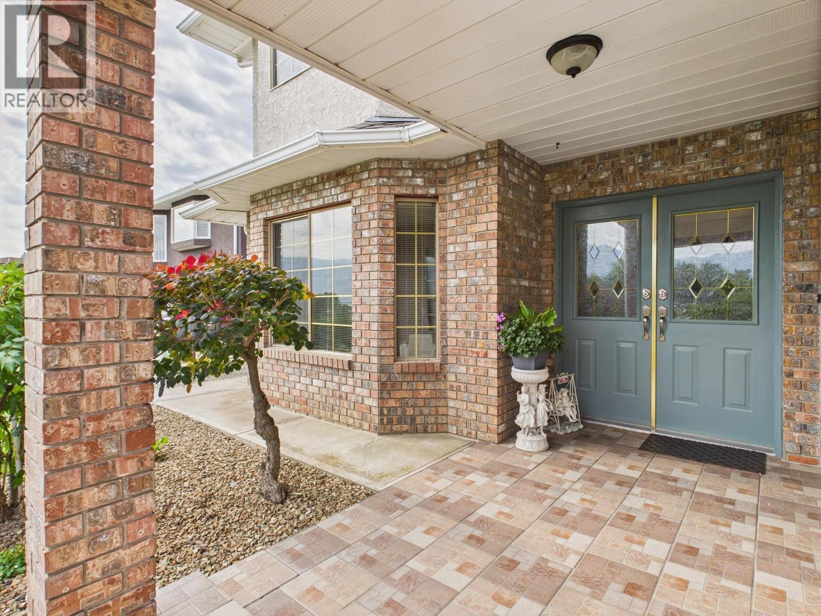 12102 Golf Course Drive, Osoyoos