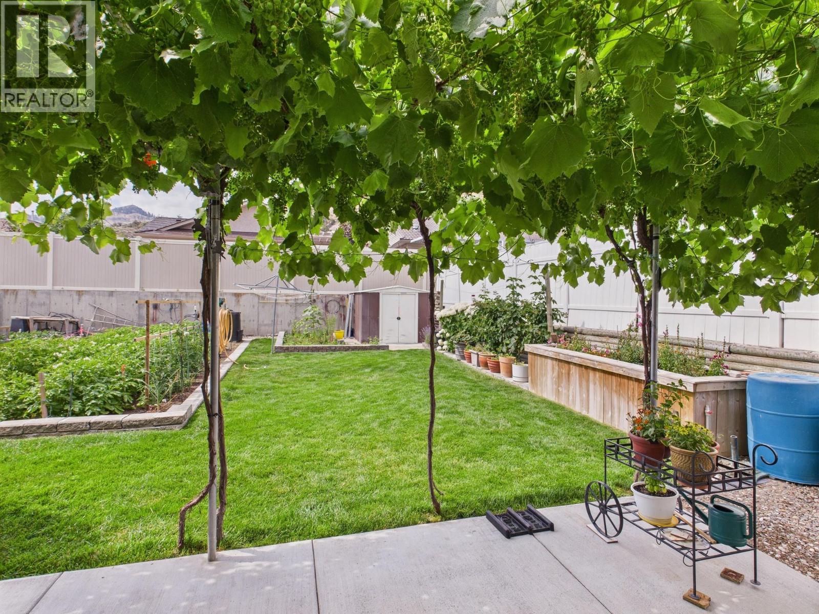 12102 Golf Course Drive, Osoyoos