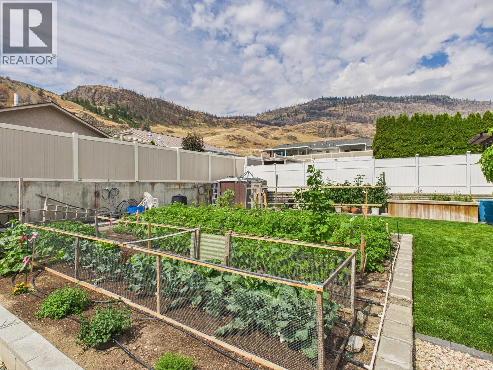 12102 Golf Course Drive, Osoyoos