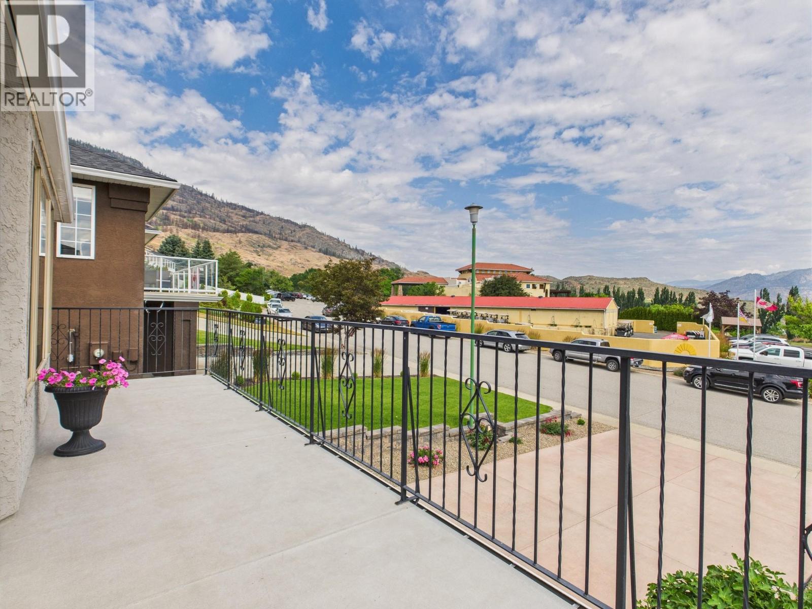 12102 Golf Course Drive, Osoyoos