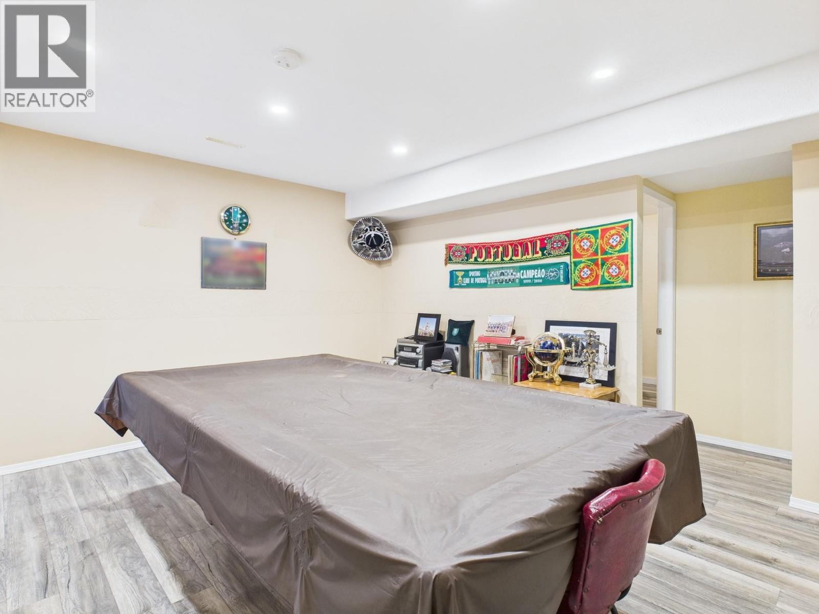 12102 Golf Course Drive, Osoyoos