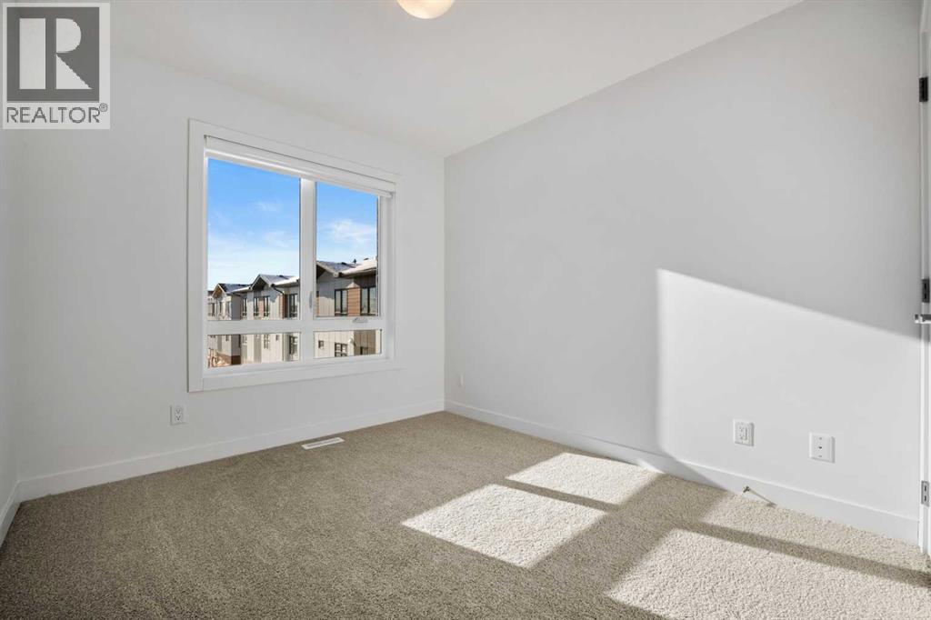 Single Family House for Sale in   Avenue SW West Springs Calgary 