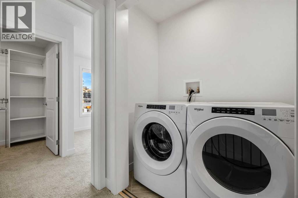 Single Family House for Sale in   Avenue SW West Springs Calgary 