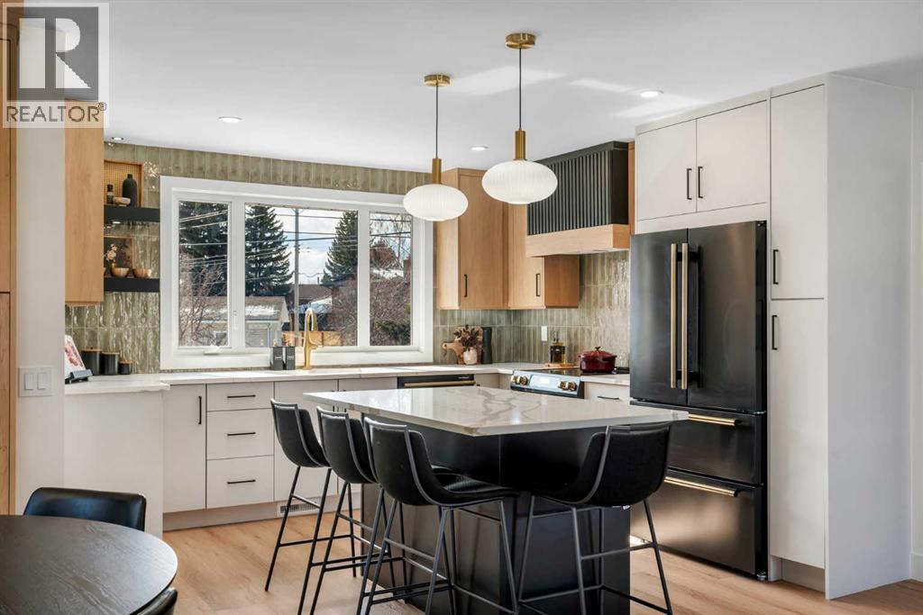 959 Parkwood Way SE, Calgary, Alberta