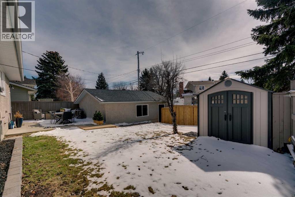 Single Family House Bungalow for Sale in  Parkwood Way SE Parkland Calgary 