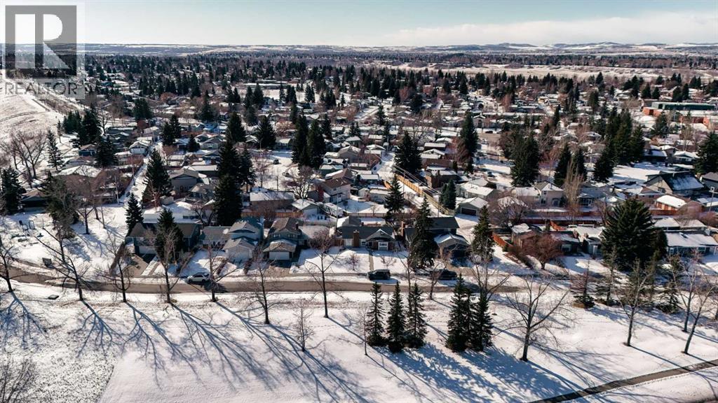 Single Family House Bungalow for Sale in  Parkwood Way SE Parkland Calgary 