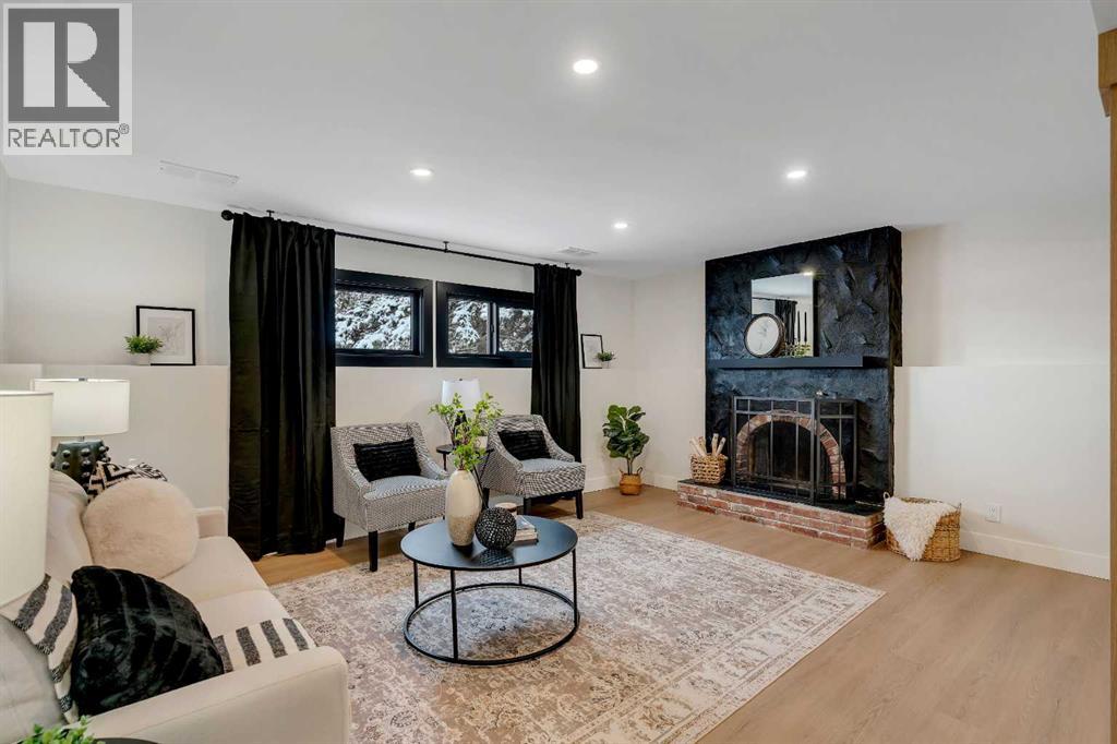 Single Family House Bi-level for Sale in  Palliser Drive SW Palliser Calgary 