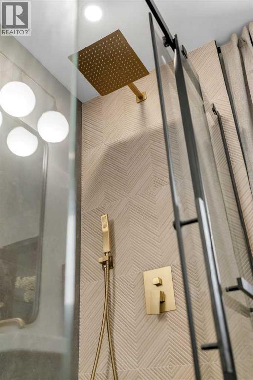 Single Family House Bi-level for Sale in  Palliser Drive SW Palliser Calgary 