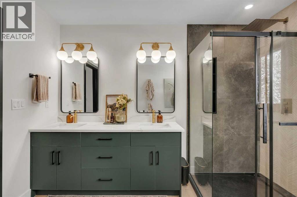 Single Family House Bi-level for Sale in  Palliser Drive SW Palliser Calgary 