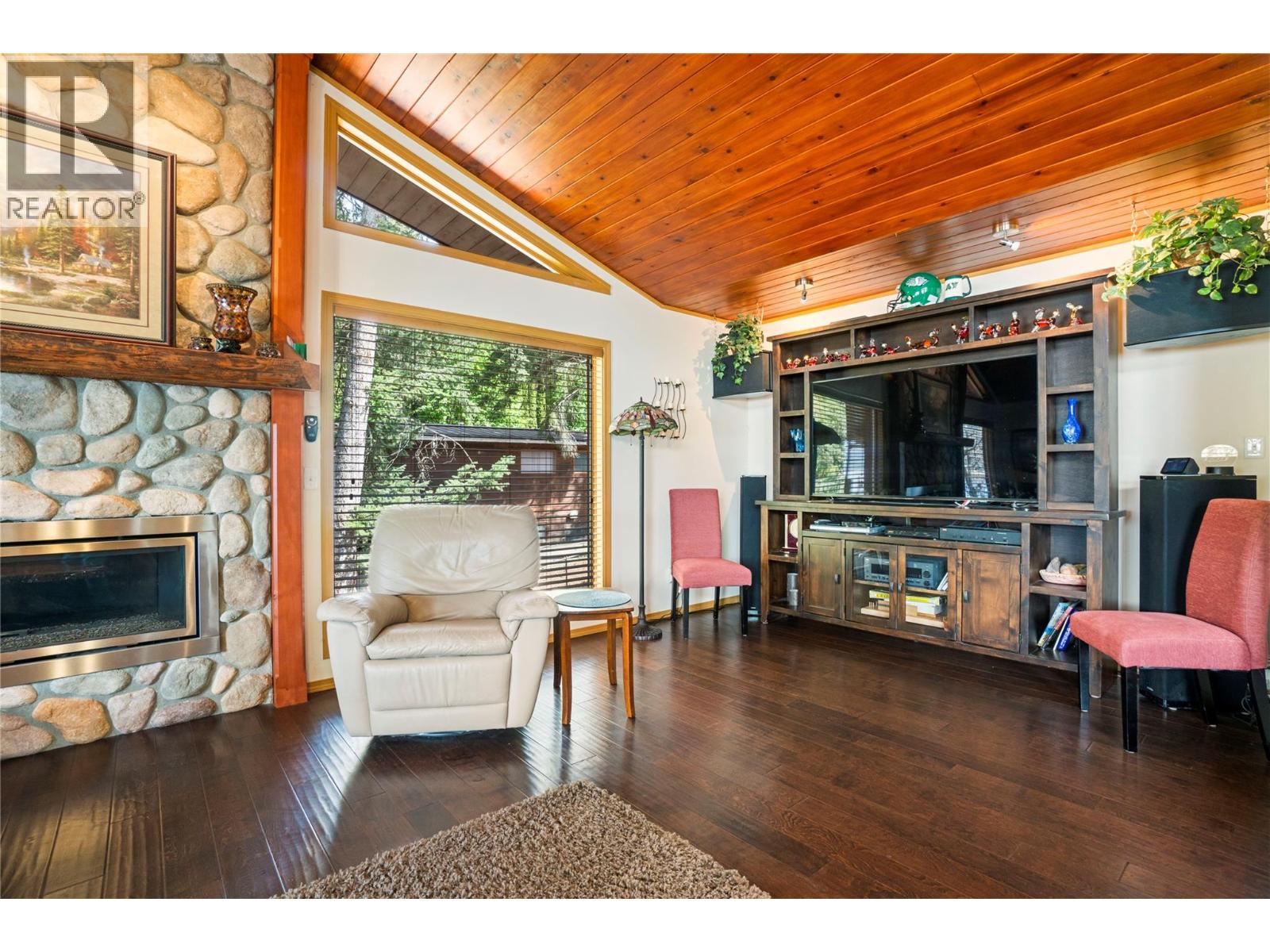  2647 Blind Bay Road, Blind Bay