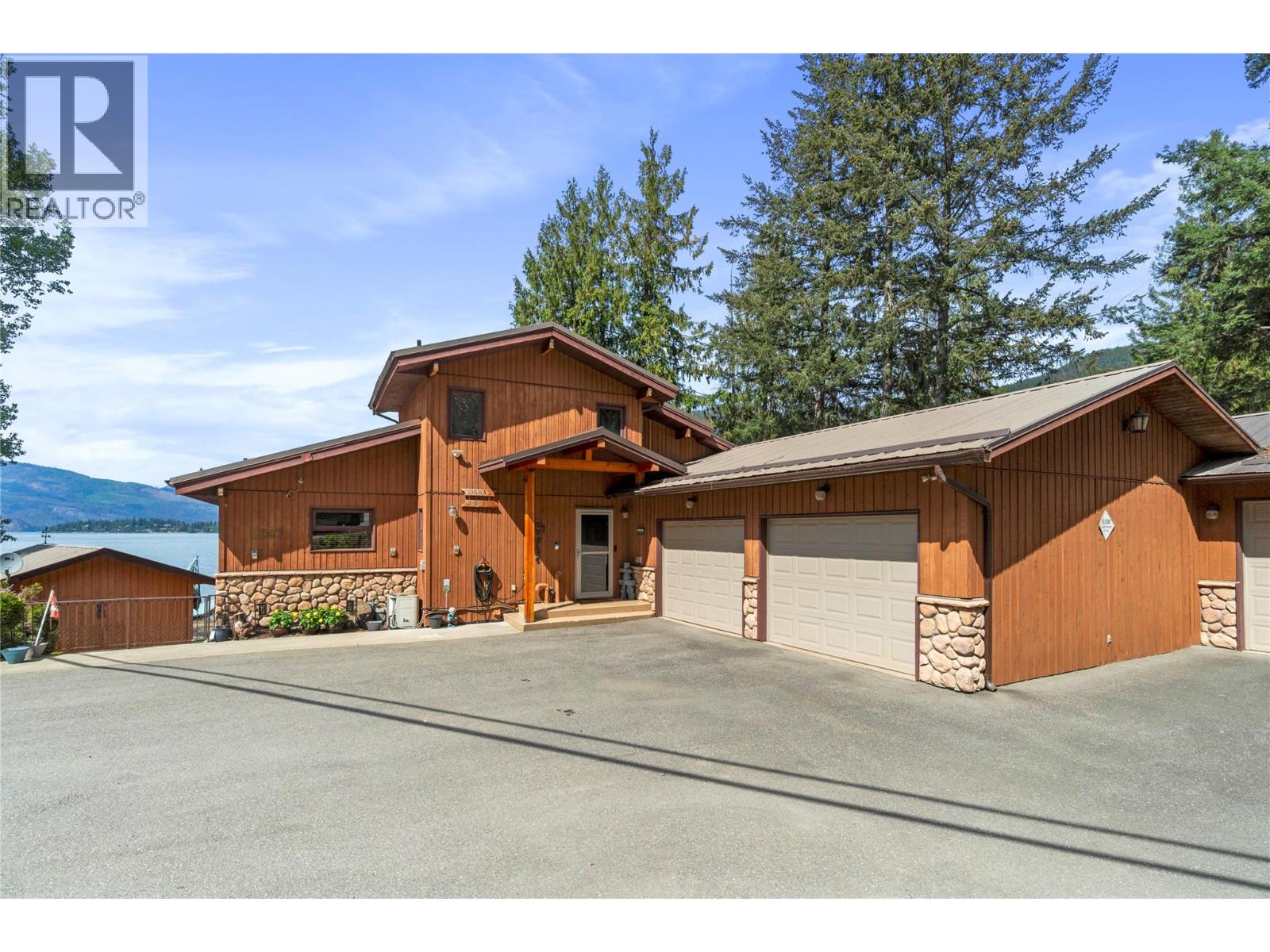  2647 Blind Bay Road, Blind Bay