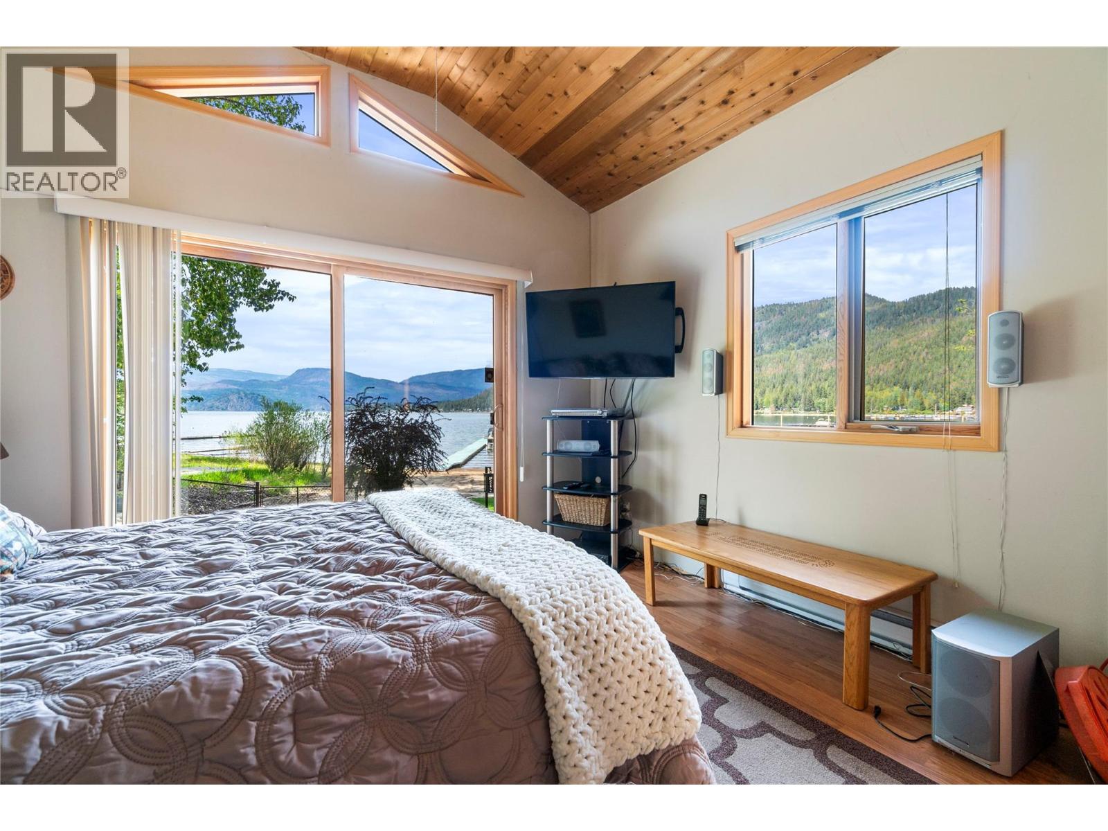  2647 Blind Bay Road, Blind Bay