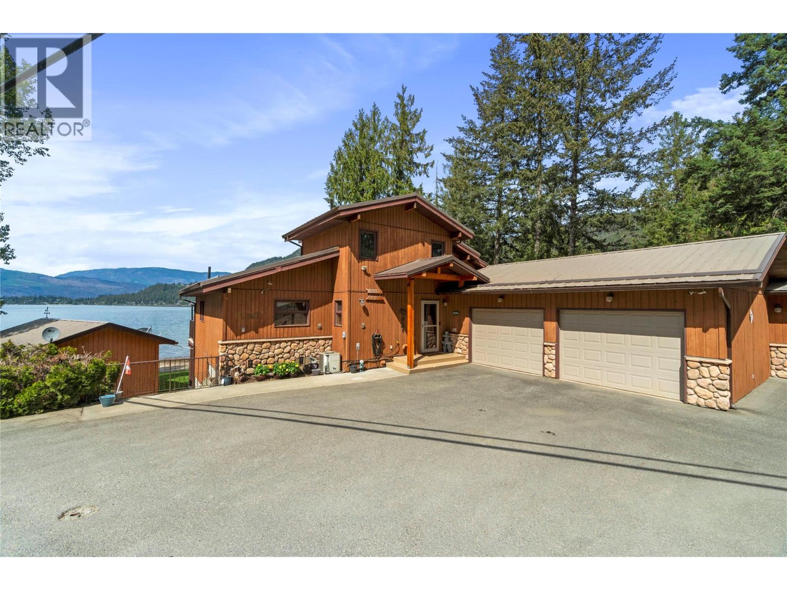  2647 Blind Bay Road, Blind Bay