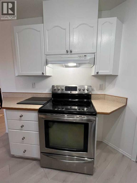 Single Family House for Sale in   Somervale View SW Somerset Calgary 