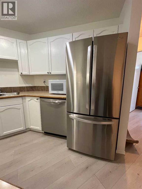 Single Family House for Sale in   Somervale View SW Somerset Calgary 