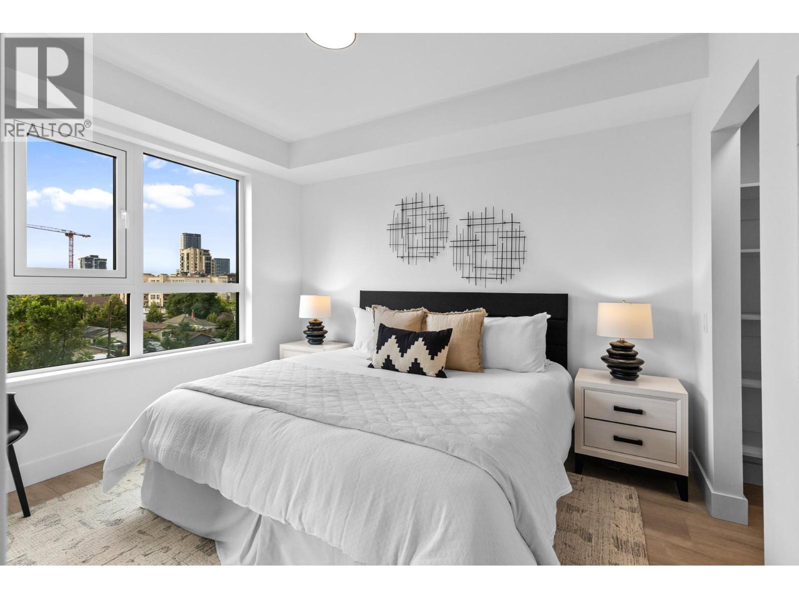 #404 620 CORONATION AVENUE - 10