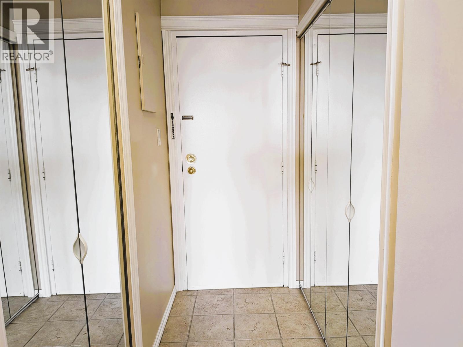 #408-8120 COLONIAL Drive, Richmond