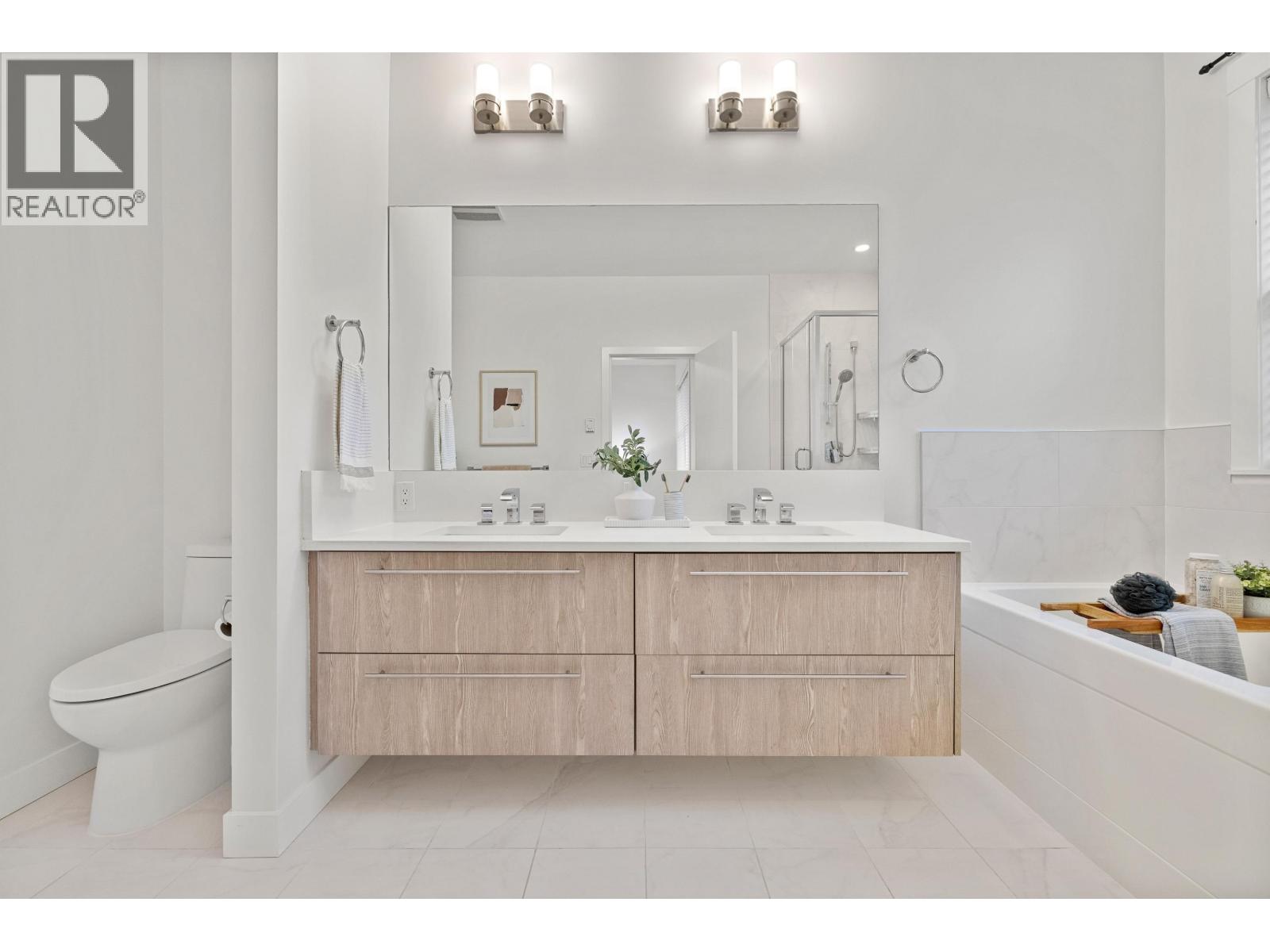 20 2138 SALISBURY AVENUE, Port Coquitlam