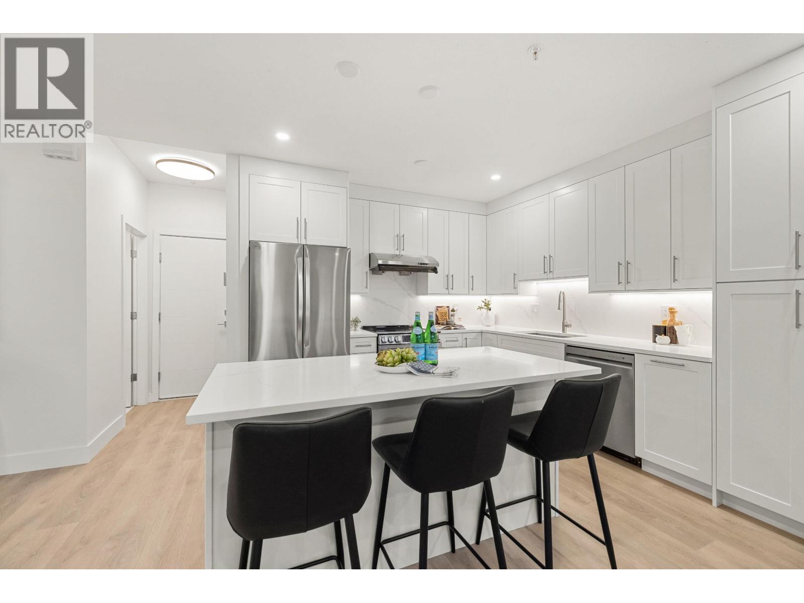 20 2138 SALISBURY AVENUE, Port Coquitlam