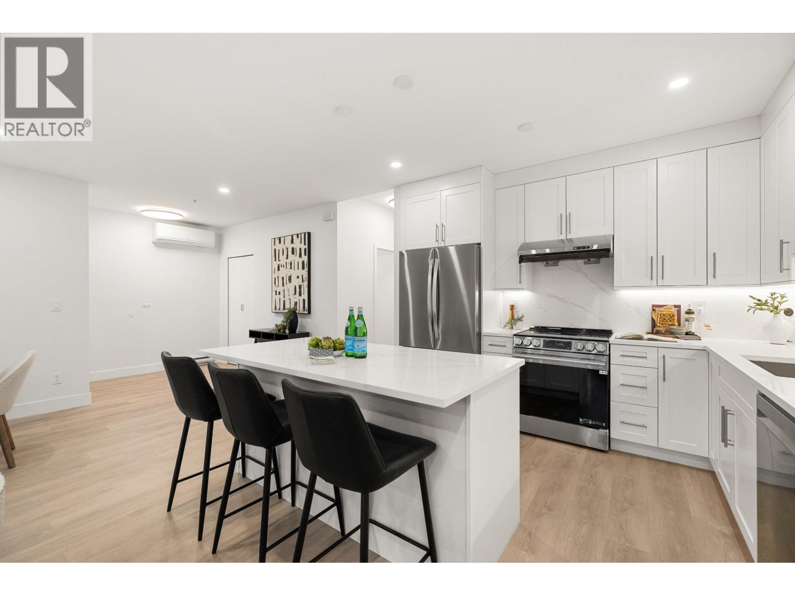 20 2138 SALISBURY AVENUE, Port Coquitlam