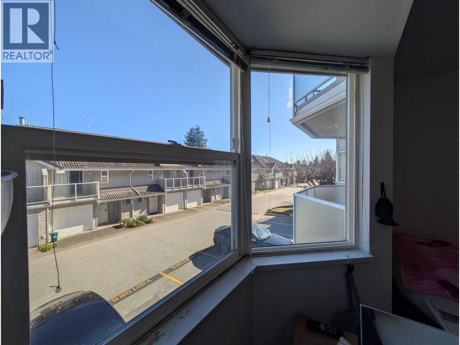 #204-7071 BLUNDELL Road, Richmond