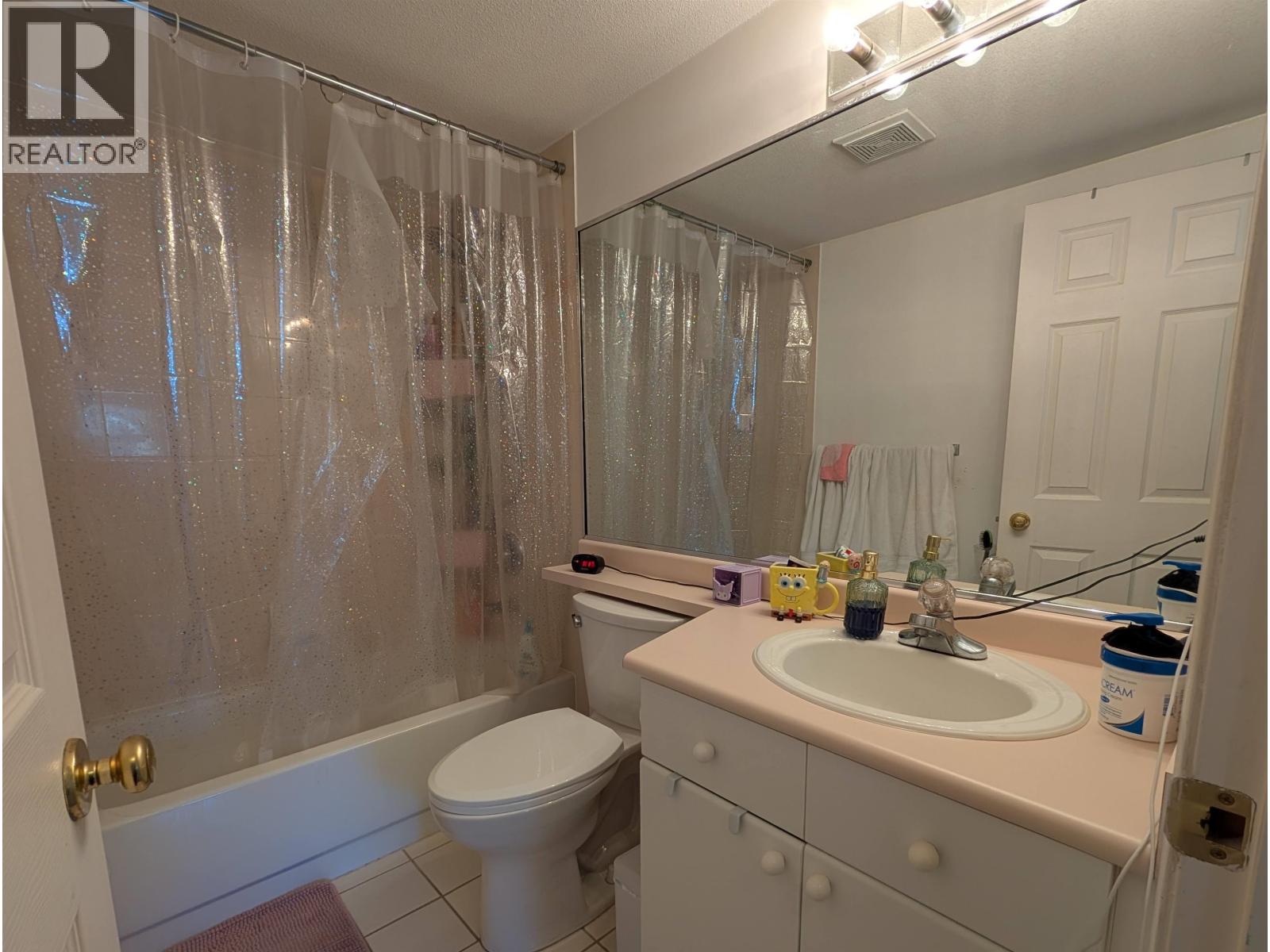 #204-7071 BLUNDELL Road, Richmond