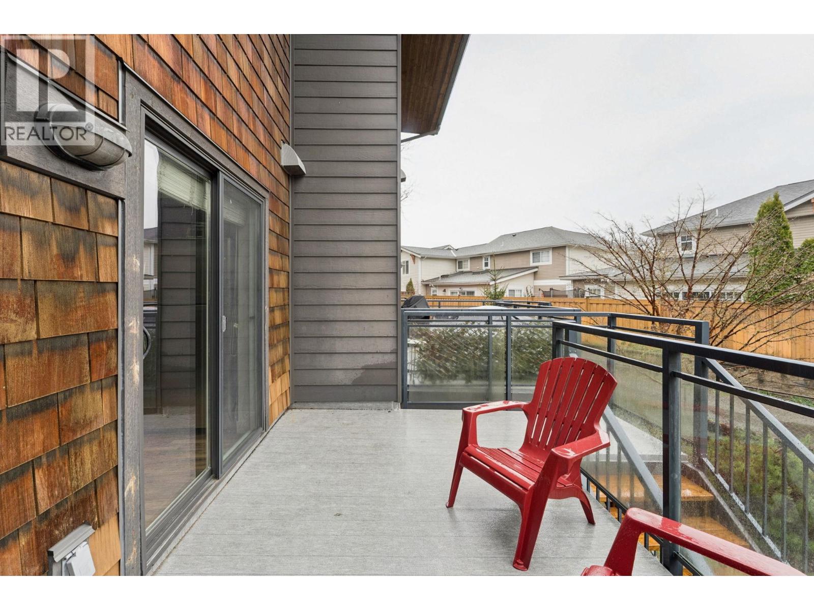 40166 GOVERNMENT ROAD, Squamish