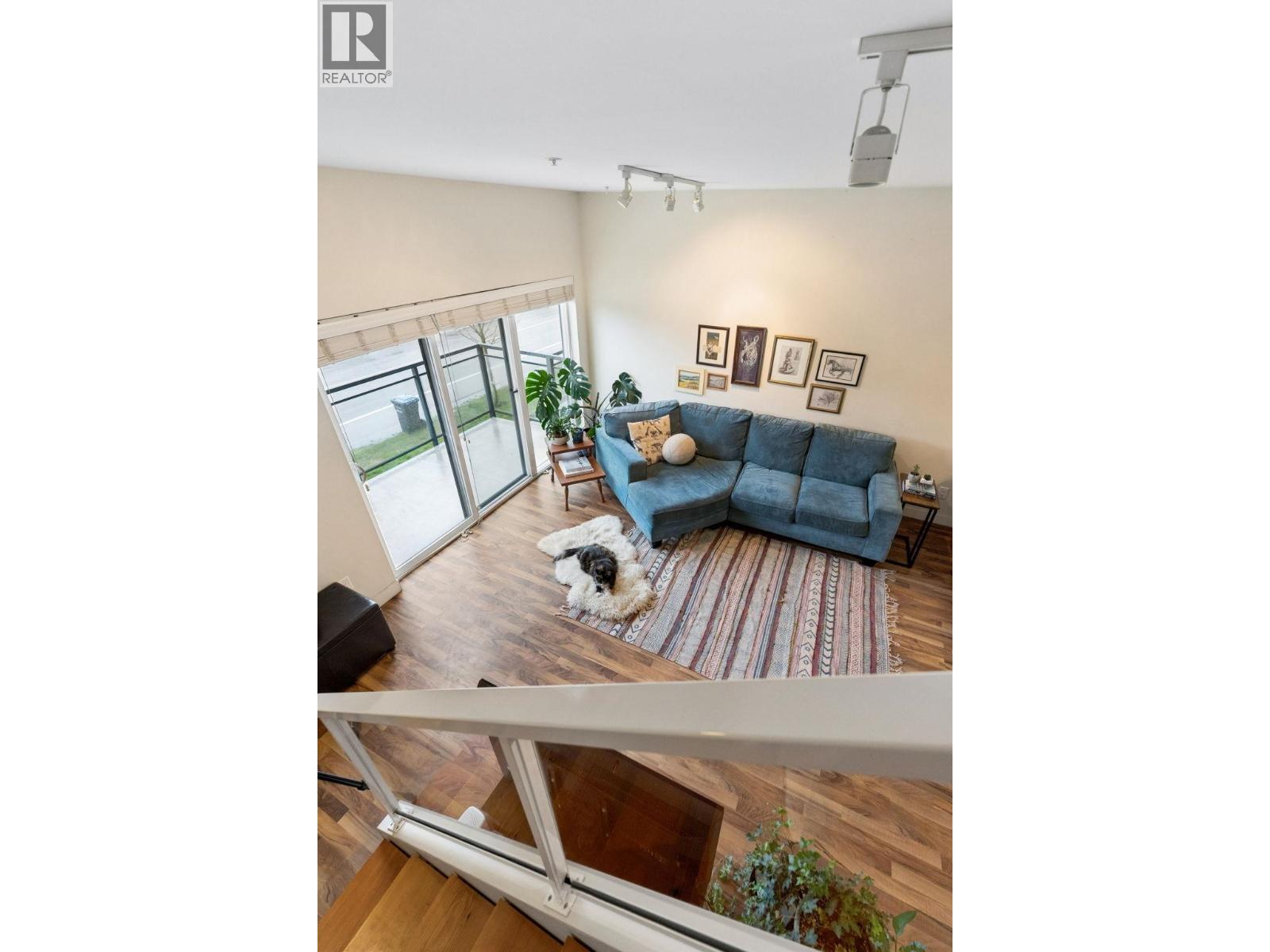 40166 GOVERNMENT ROAD, Squamish