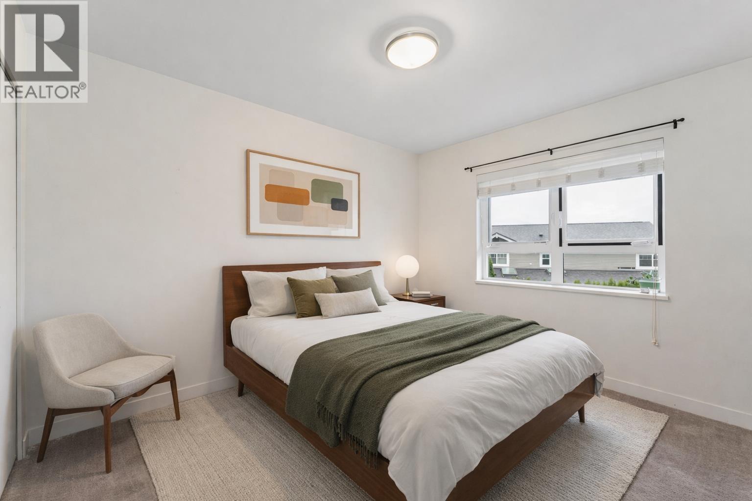 40166 GOVERNMENT ROAD, Squamish