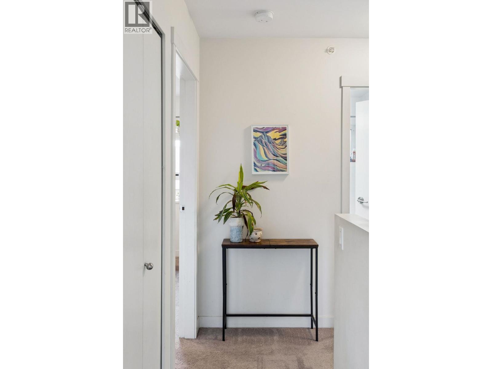 40166 GOVERNMENT ROAD, Squamish