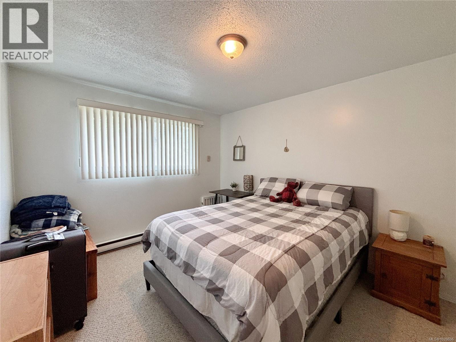 529 Cedar Cres - 12